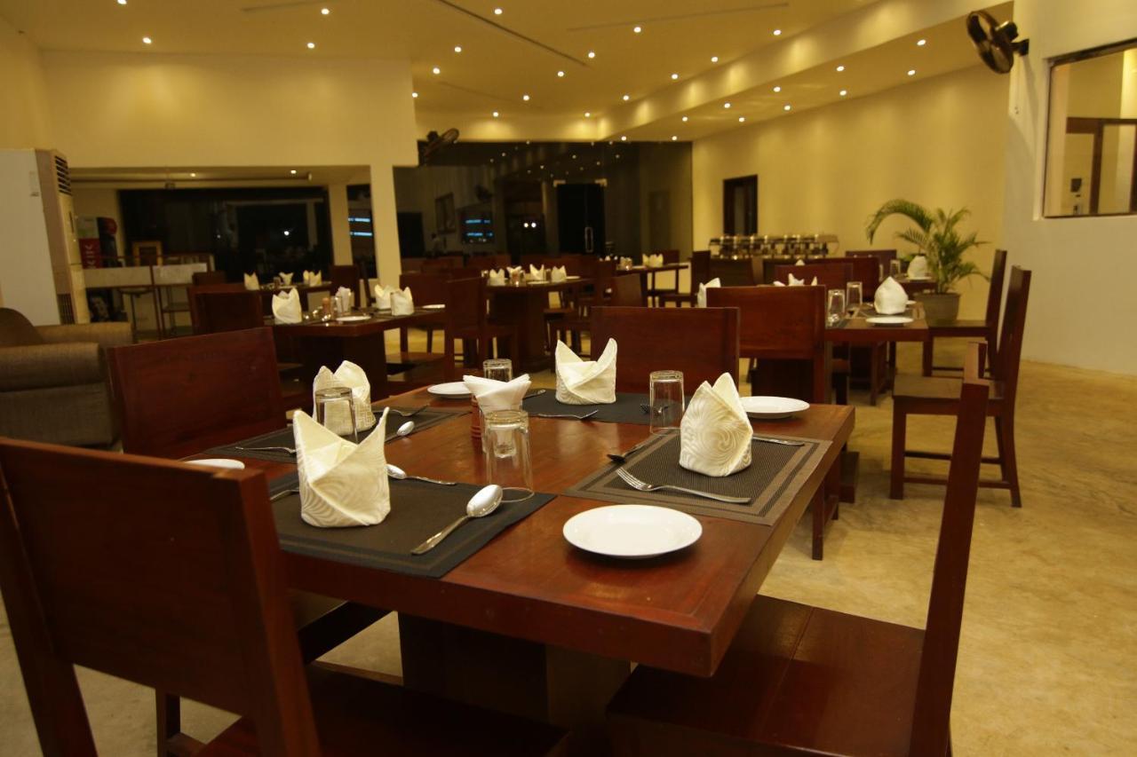 Jade Green Hotel Hambantota Εξωτερικό φωτογραφία
