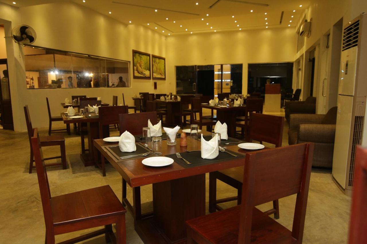 Jade Green Hotel Hambantota Εξωτερικό φωτογραφία
