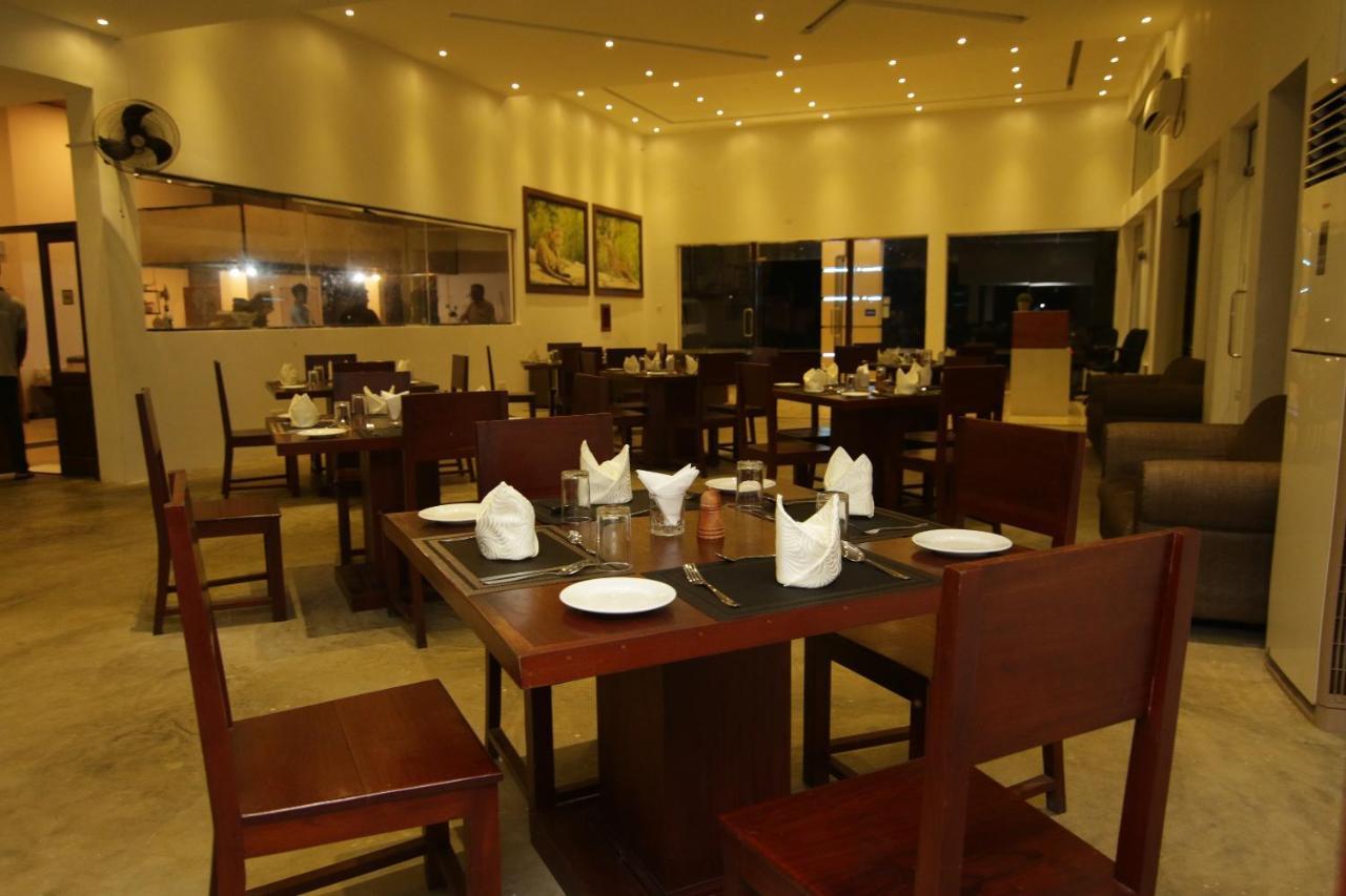 Jade Green Hotel Hambantota Εξωτερικό φωτογραφία