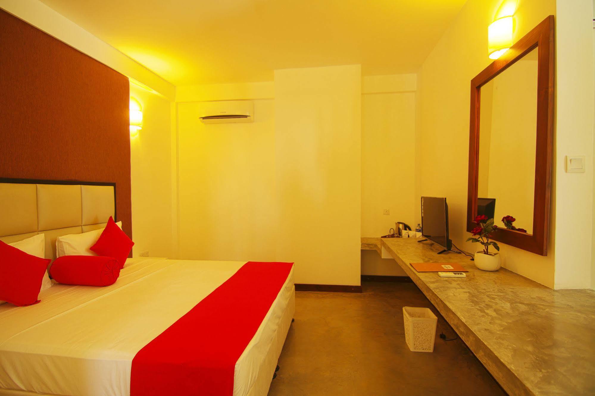 Jade Green Hotel Hambantota Εξωτερικό φωτογραφία
